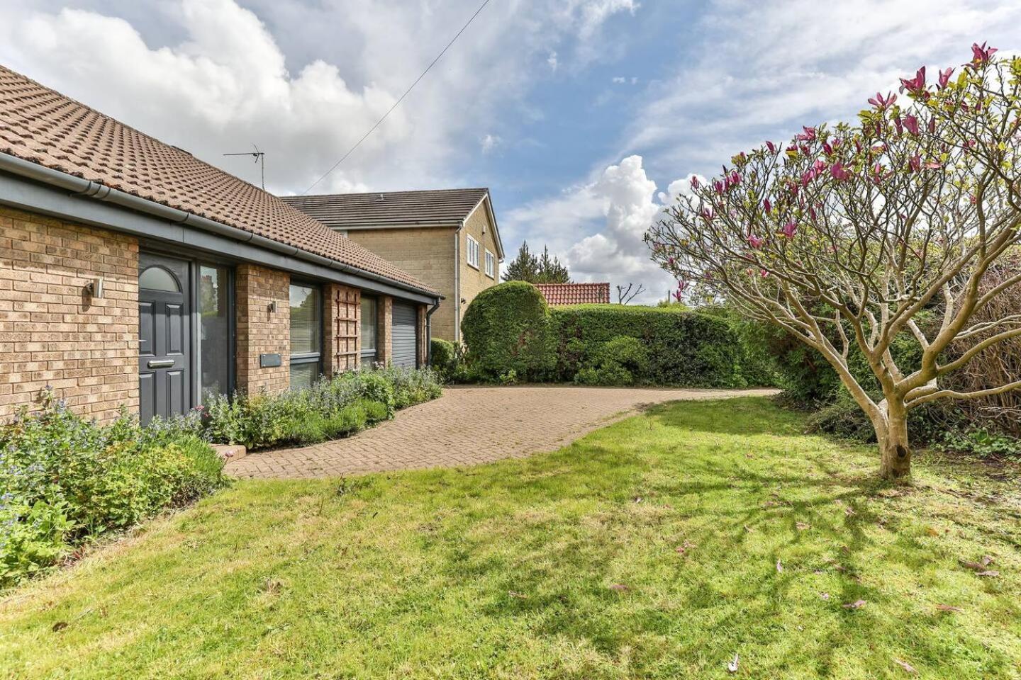 3 Bedroom Bungalow Close To Peak District With Garden シェフィールド エクステリア 写真