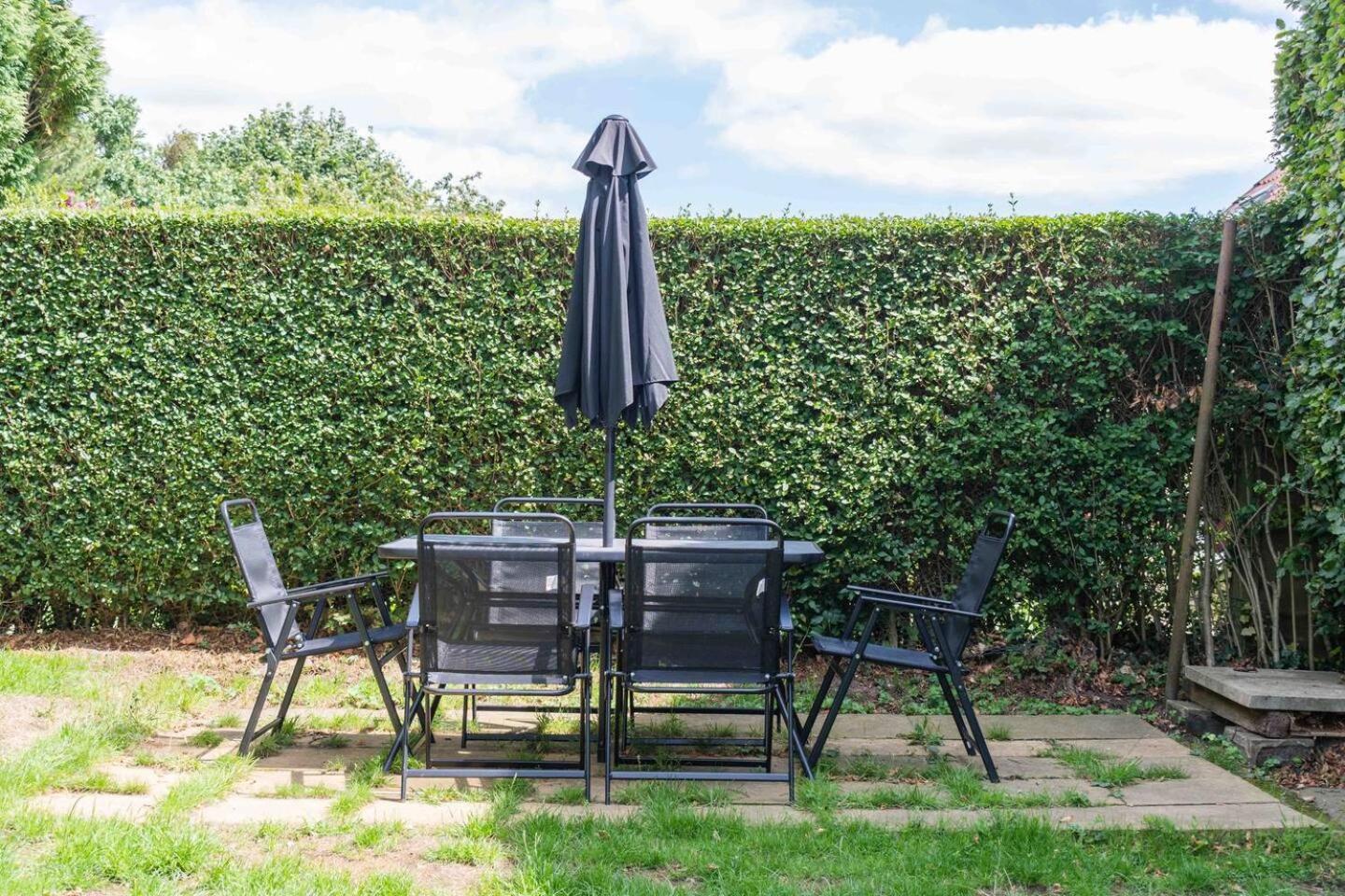 3 Bedroom Bungalow Close To Peak District With Garden シェフィールド エクステリア 写真