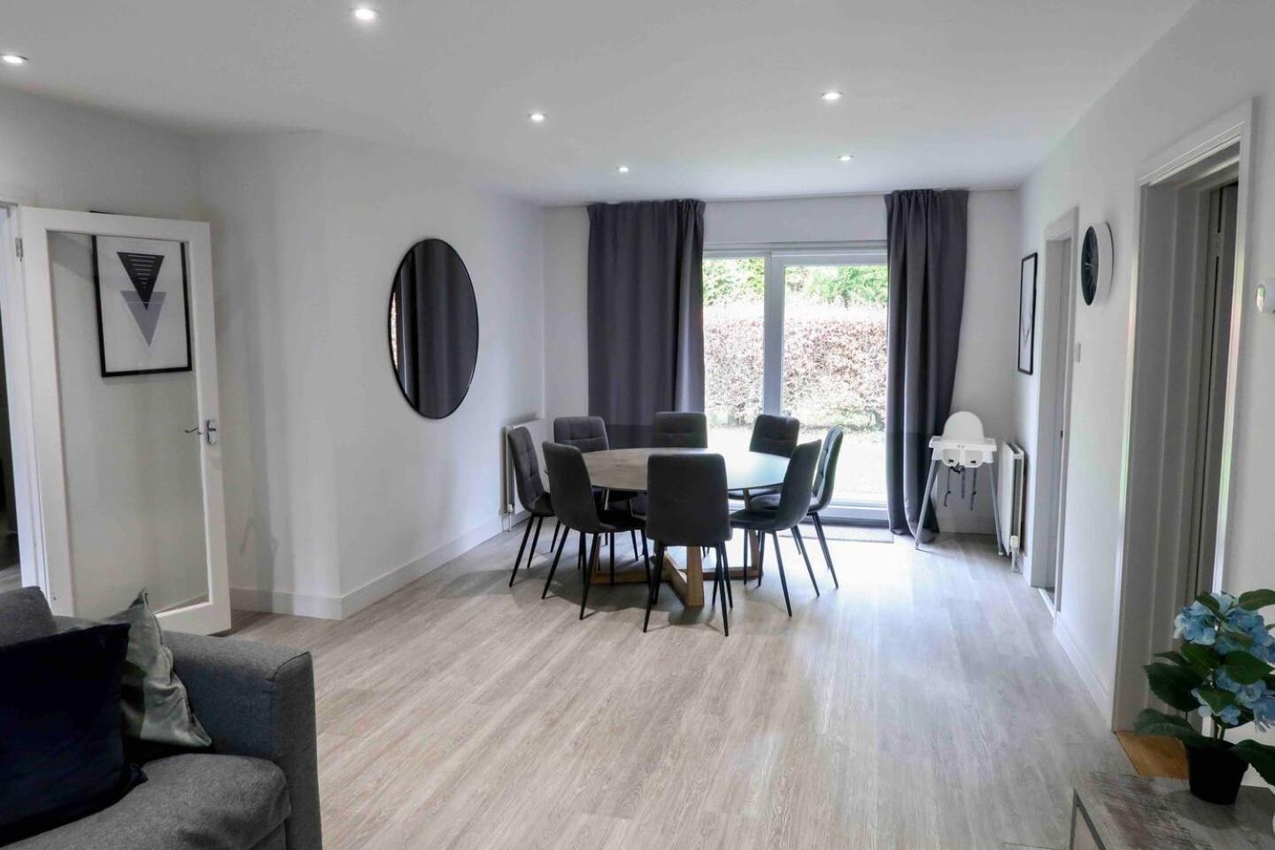 3 Bedroom Bungalow Close To Peak District With Garden シェフィールド エクステリア 写真