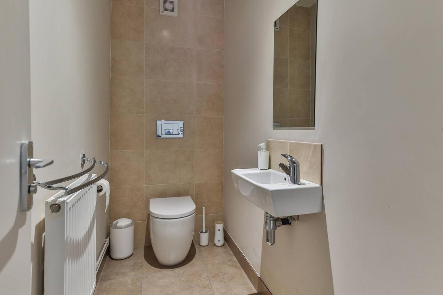 3 Bedroom Bungalow Close To Peak District With Garden シェフィールド エクステリア 写真